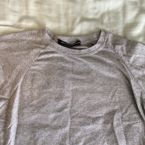 Cropped Brandy Melville grey tee