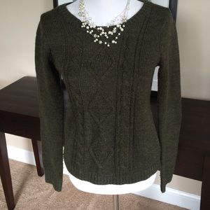 Hunter green sweater
