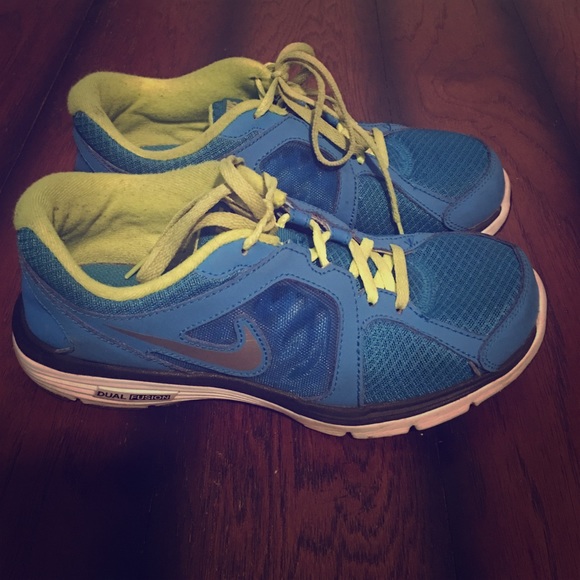 Nike Dual Fusion