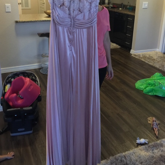 Dress - Picture 2 of 2