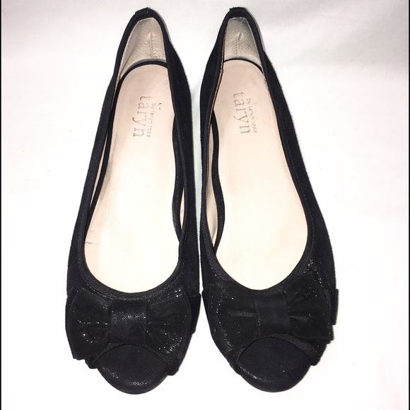 Taryn by Taryn Rose Black Shine Open Toe Flat - Picture 4 of 4