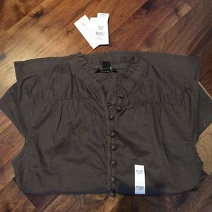 NWT Petite Banana Republic Short Sleeve Blouse
