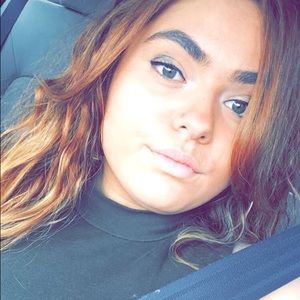 Meet your Posher, Angelica