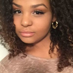 Meet your Posher, Veronica