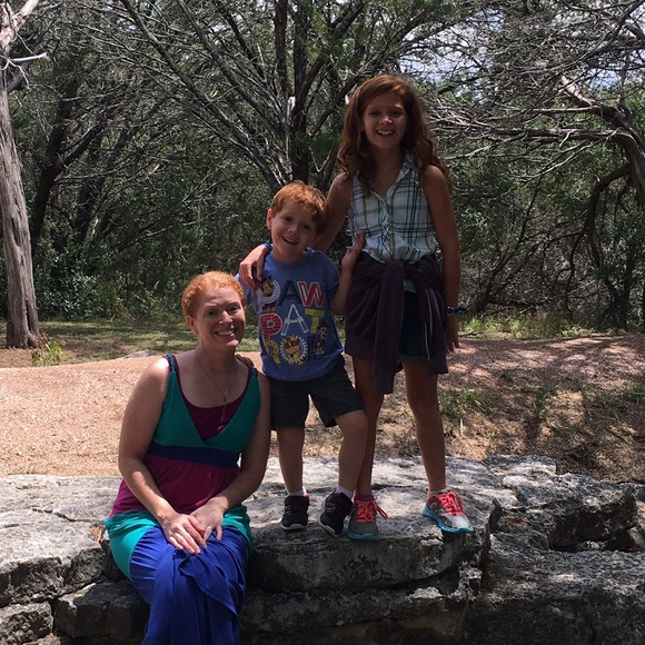 Meet your Posher, Anna - Picture 2 of 4