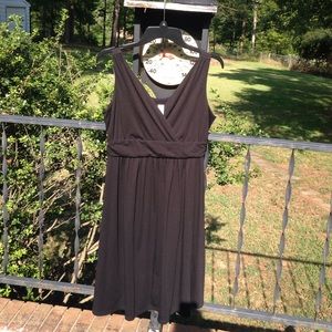 Old Navy Black Sleeveless Maternity Dress