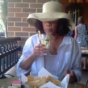 Meet your Posher, Veldene