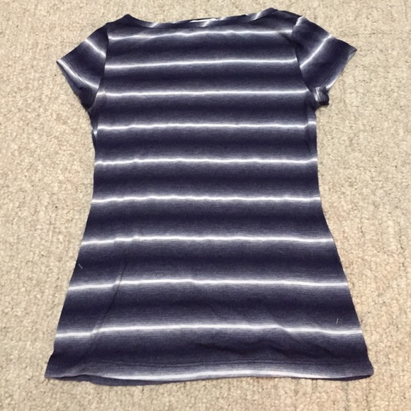 Delias striped shirt