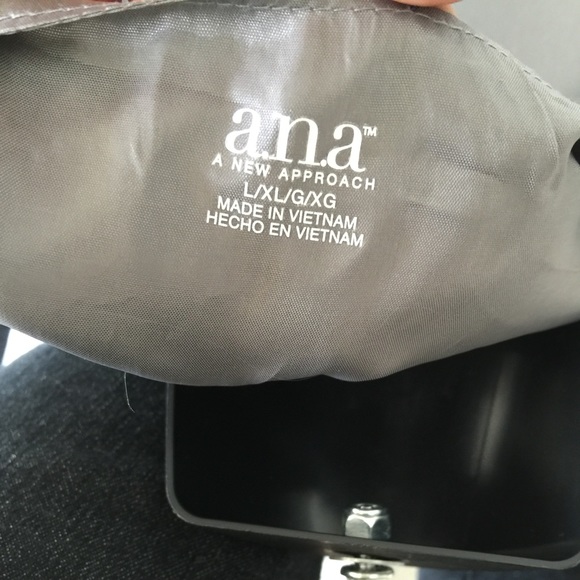 Womens Ana Metallic Silver Grey Sequin Vest L/XL - Picture 4 of 4