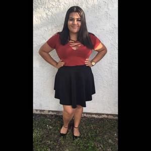 Meet your Posher, Alezza