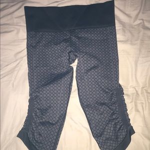 Lululemon crop leggings