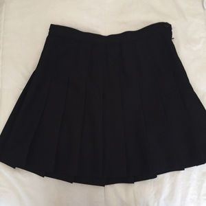 😻😻😻AMERICAN APPAREL BLACK TENNIS SKIRT😻😻😻