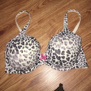 Black/brown with cream colored heart VS bra