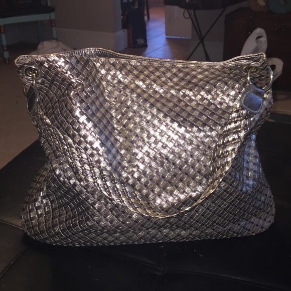 Elliott Yucca metallic. Gently used