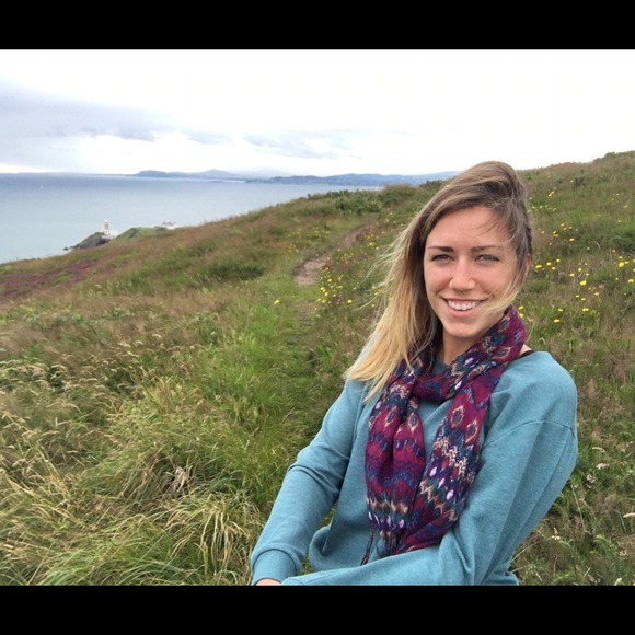 Meet your Posher, Amanda - Picture 1 of 1