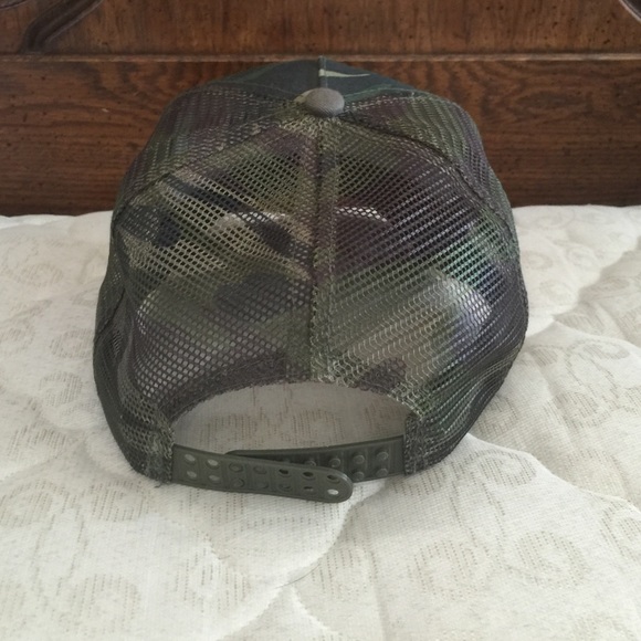 Camo Cap - Picture 2 of 4