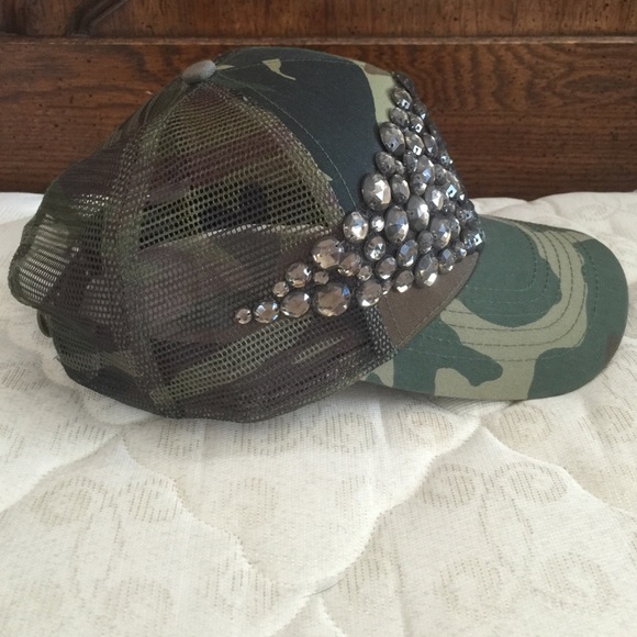 Camo Cap - Picture 3 of 4