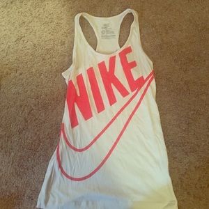 Nike tank