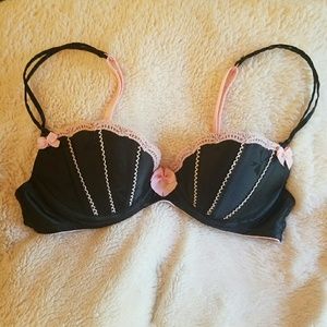 Victoria's Secret Sexy Little Things Push up 34b
