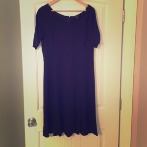 Anne Taylor short sleeve black knit dress
