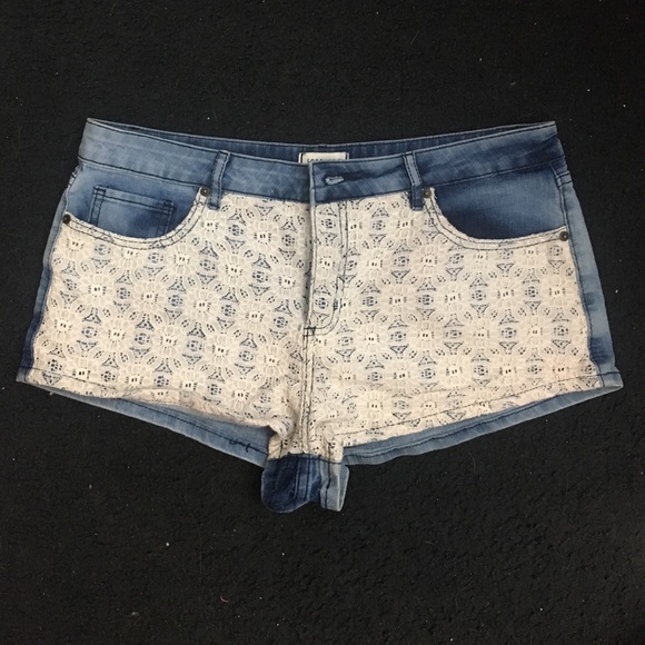 Lace shorts