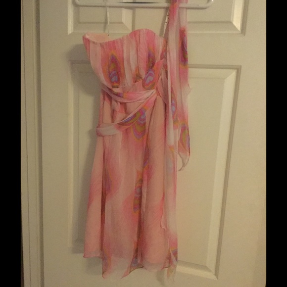 👛Nanette Lepore Pink Peacock Strapless Dress👛