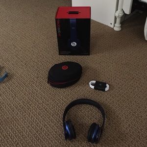 Beats solo hd navy blue headphones