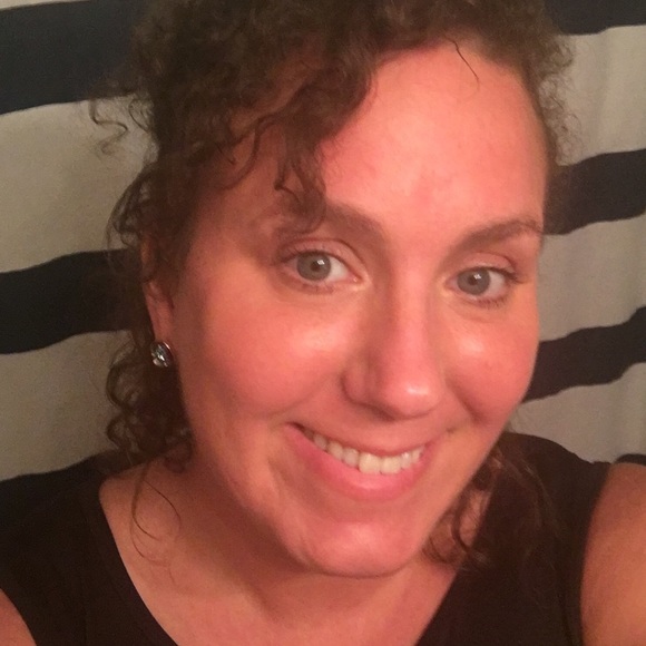 SALE✨ 1 PAIR LEFT‼️✨My favorite Druzy Earrings ✨ - Picture 3 of 3