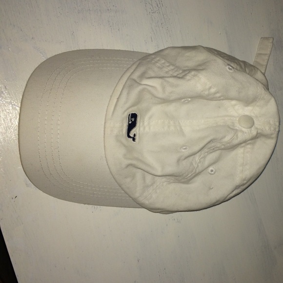 Vineyard vines white hat