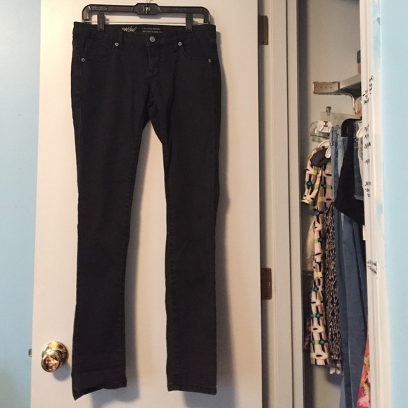 Black skinny jeans