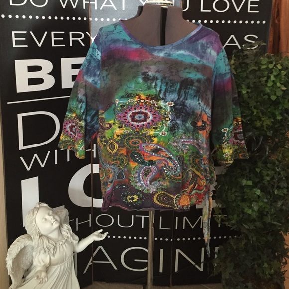 100% Cotton 3/4 Sleeve Tye Dye Batik Print.