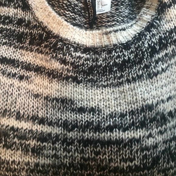 sweater - Picture 2 of 2
