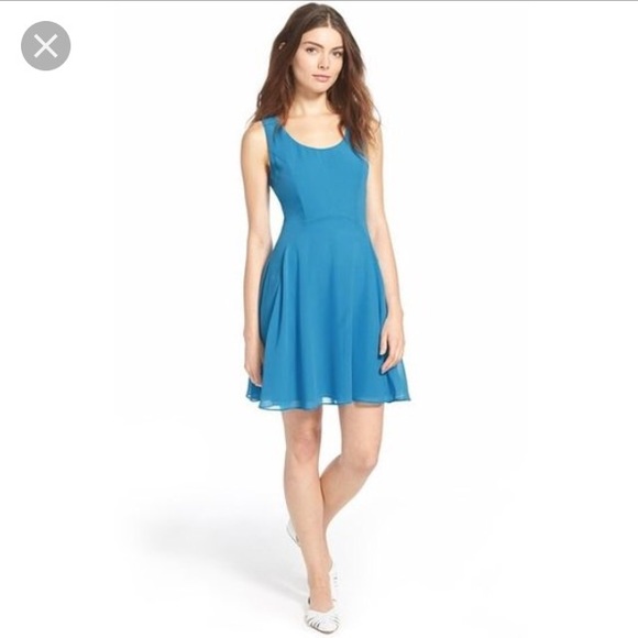 Fit and flare blue dress, Soprano brand 🔹