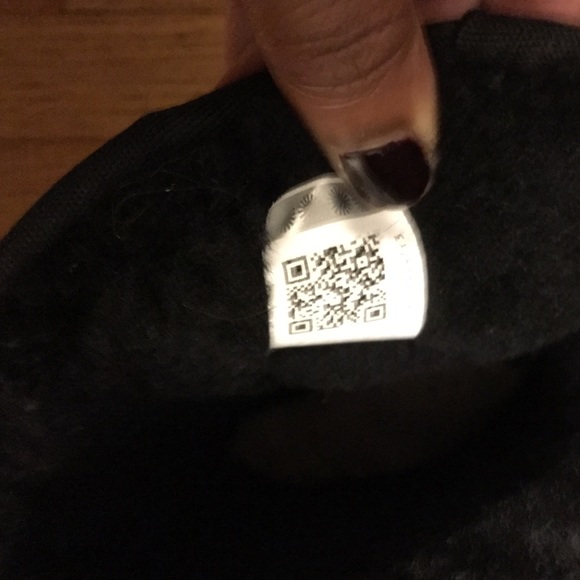 Leather ugg boots - Picture 3 of 4