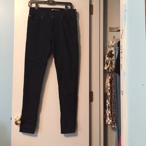 Levi's dark blue skinny jeans