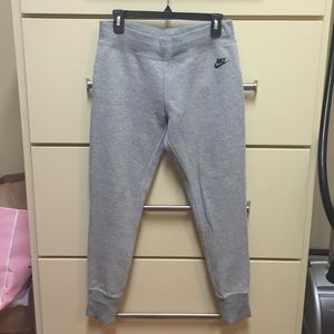 Womens Nike Skinny Sweats