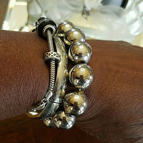 SOLD🔴GUN METAL SILVER STRETCH BRACELET BUNDLE