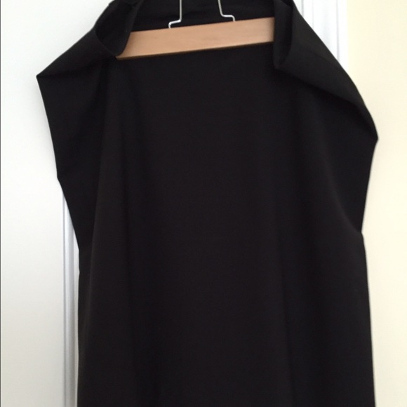 Black suited pencil skirt