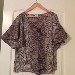 Banana republic  100% silk blouse