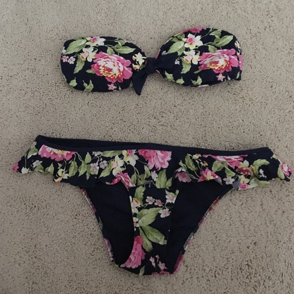 A&F bikini bottoms