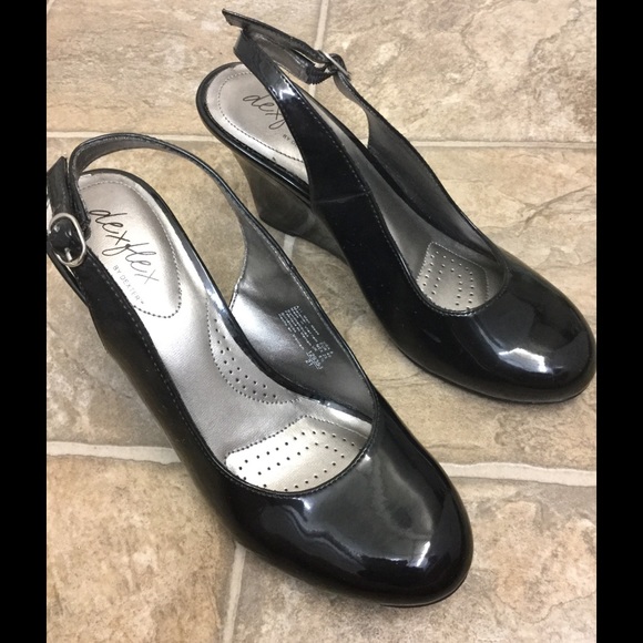 🏡Moving Sale🏡 Dexflex  Shoe