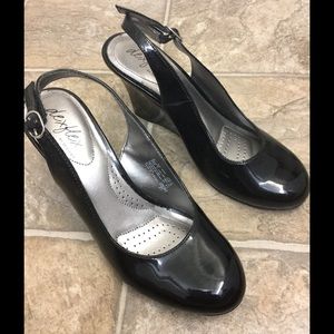 🏡Moving Sale🏡 Dexflex  Shoe