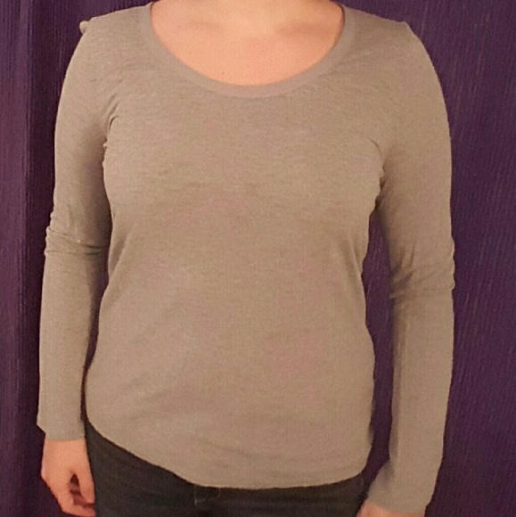 Gap Grey Long-sleeved Tee - Picture 2 of 2