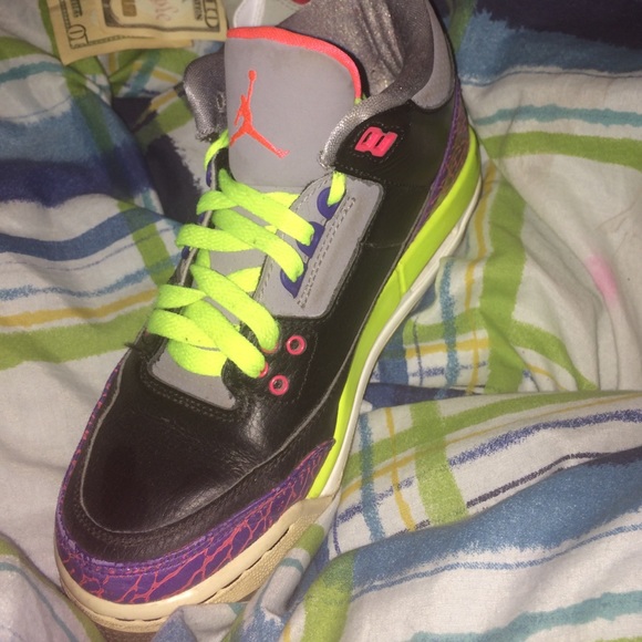 Jordan 3 Bel Airs. 6Y