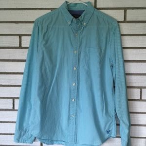 American Eagle button up