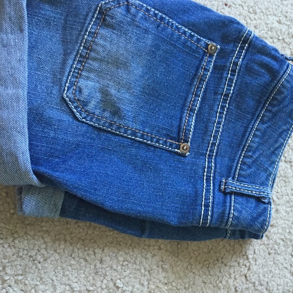 Cuffed Shorts - Picture 2 of 3