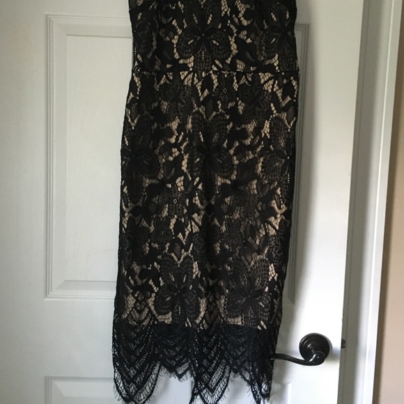 Dress - Picture 2 of 4