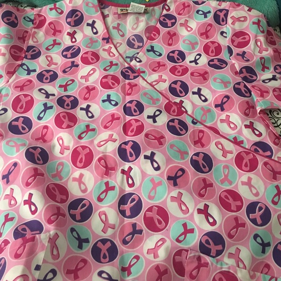 Scrub top