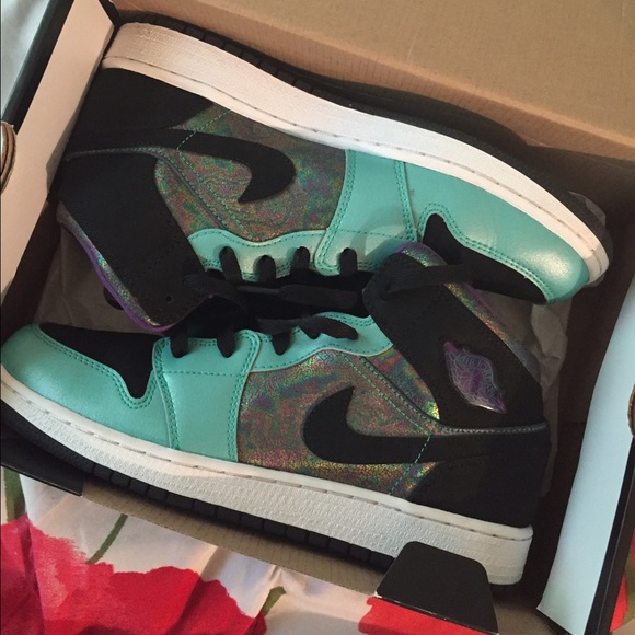 Girls Air Jordan 1