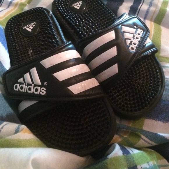 Adidas slides 6Y